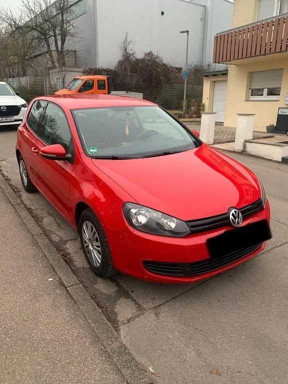 Gebraucht VW Golf VI Trendline 80 PS (58 kW) 2009 Rot Kleinwagen