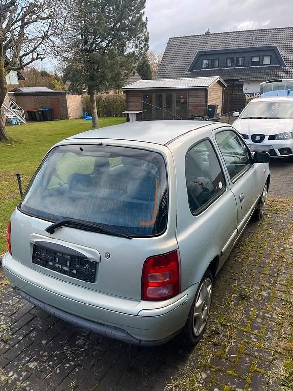 Usata Nissan Micra 2001 Andere farben Utilitaria