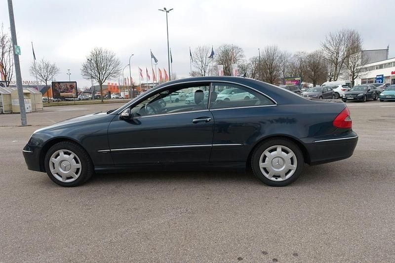 Gebraucht Mercedes CLK220 150 PS (110 kW) 2006 Schwarz Coupé