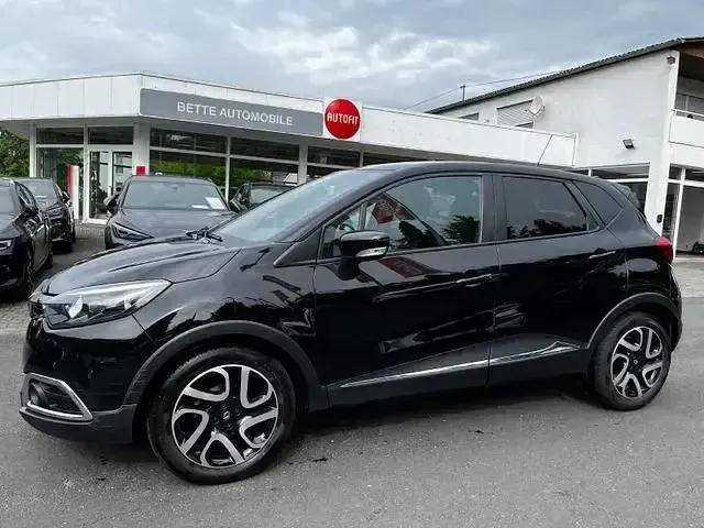 Gebraucht Renault Captur Dynamique 90 PS (66 kW) 2015 Sternenschwarz SUV