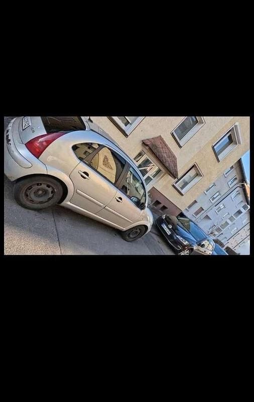 Gebraucht Citroën C3 Exclusive 122 PS (89 kW) 2003 Silber Limousine