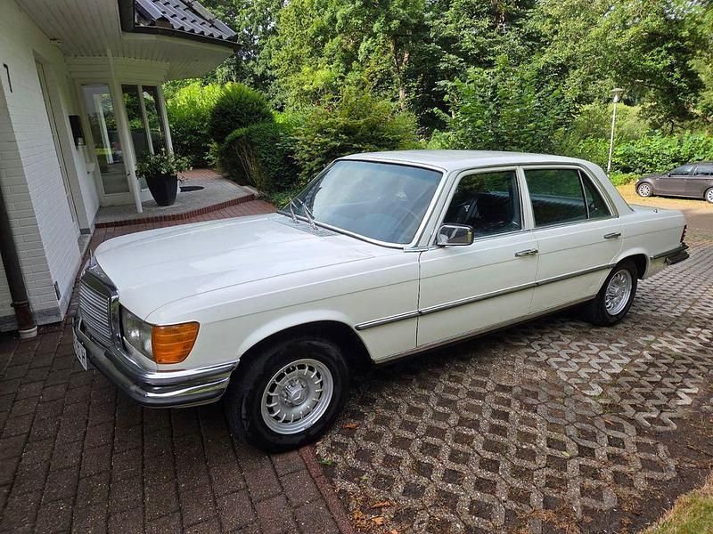 Weiß Gebraucht 1977 Mercedes 450 Limousine | 19.700 € - Bild 1/4