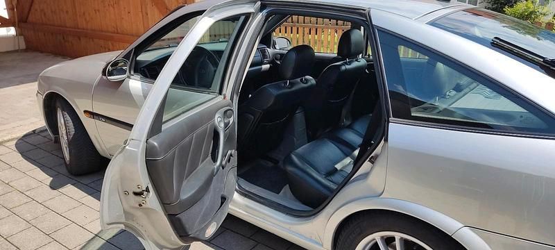 Gebraucht Opel Vectra 116 PS (85 kW) 1996 Silber Limousine