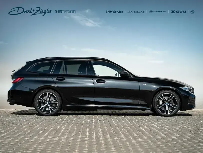 Gebraucht BMW 330 M Sport 286 PS (210 kW) 2025 Saphirschwarzmetallic (metallic) Kombi