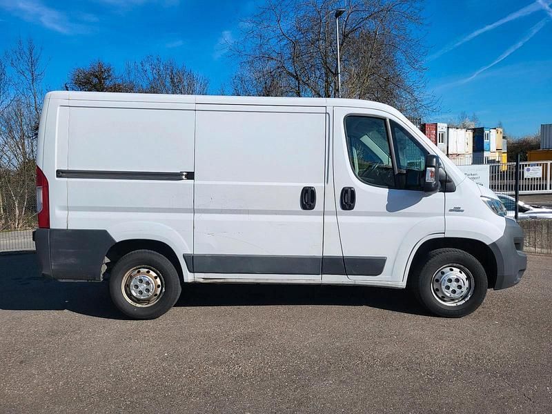 Gebraucht Fiat Ducato 115 PS (84 kW) 2016 Weiß Van
