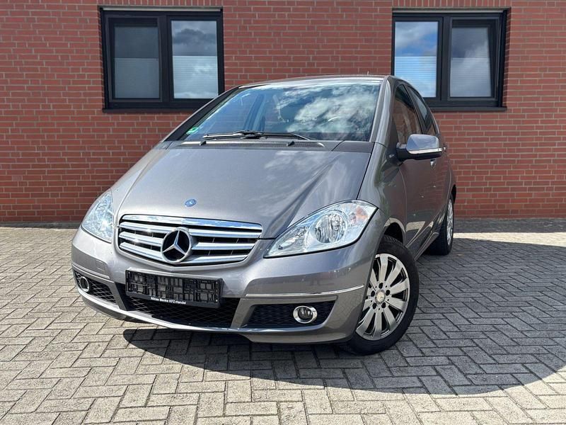 Grau Gebraucht 2009 Mercedes A150 Kombi | 4.990 € (Fairer Preis) - Bild 1/4