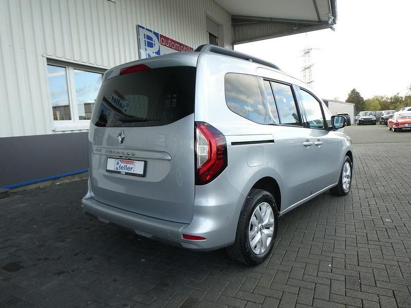 Gebraucht Renault Kangoo 131 PS (96 kW) 2025 Silber Van / Kleinbus