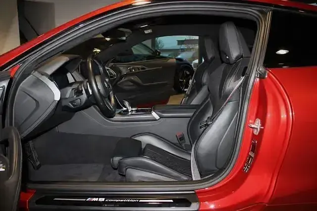 Gebraucht BMW M8 Competition Edition 626 PS (460 kW) 2020 Motegi rot metallic Coupé