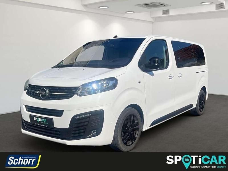 Jade weiß Gebraucht 2021 Opel Zafira Life Edition Van | 33.965 € (Etwas zu teuer) - Bild 1/4