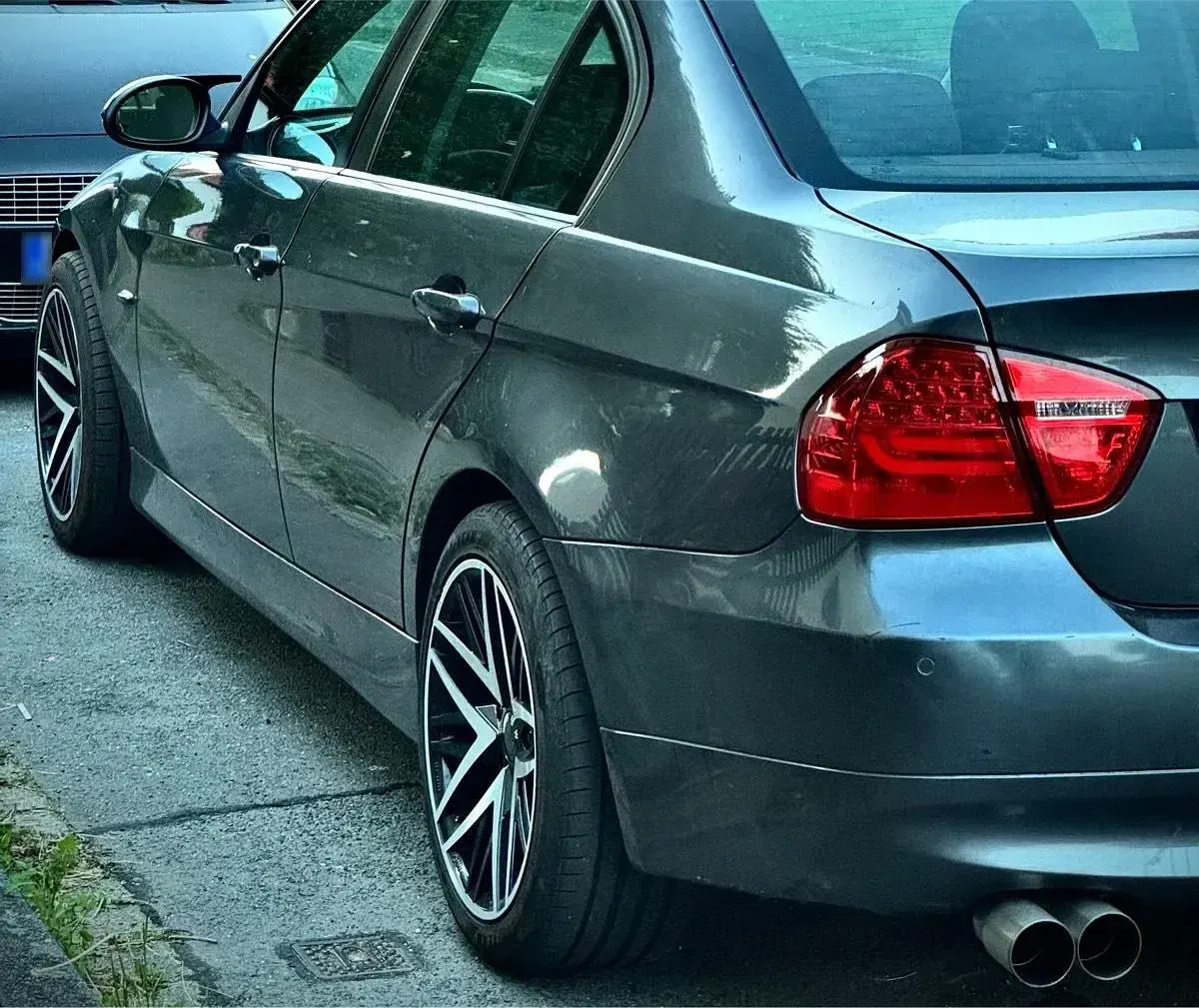 Gebraucht BMW 320 150 PS (110 kW) 2005 Grau Limousine