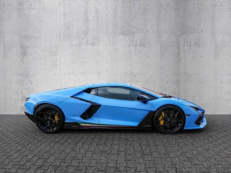 Gebraucht Lamborghini Revuelto 1016 PS (747 kW) 2024 Blu cepheus (blau) Coupé