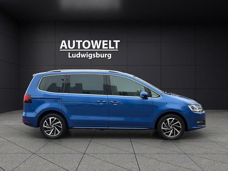 Gebraucht VW Sharan Join 150 PS (110 kW) 2018 Blau Van / Kleinbus