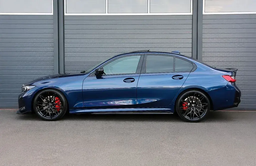 Second-hand BMW 330 Performance 258 CP (189 kW) 2020 Albastru Berlinǎ