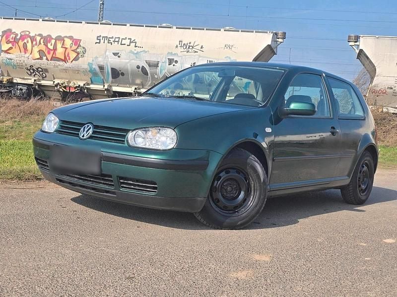 Gebraucht VW Golf III 101 PS (74 kW) 1998 Grün Kleinwagen
