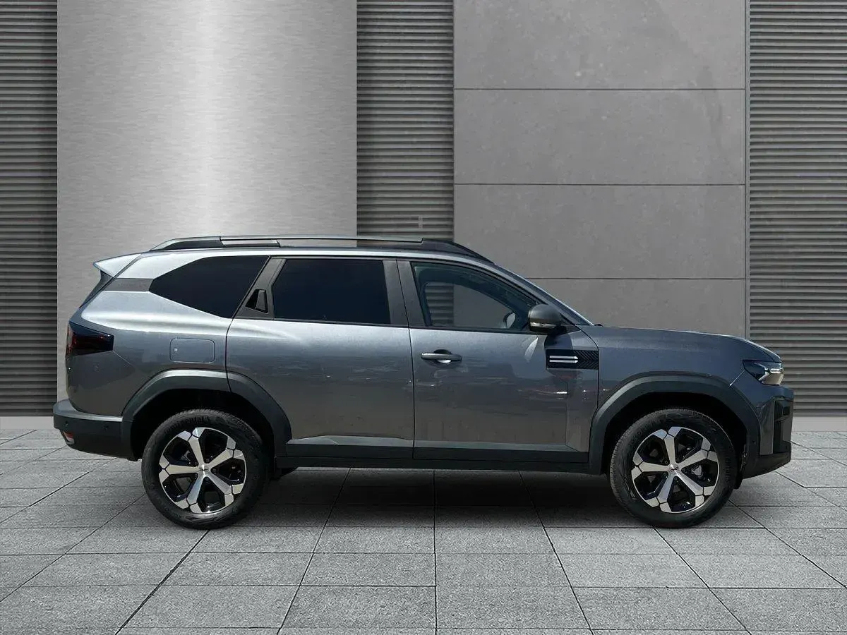 Neu Dacia Bigster Journey 140 PS (102 kW) 2026 Dolomitgrau SUV