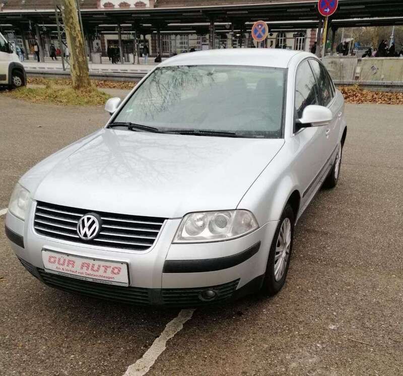 Silber Gebraucht 2004 VW Passat Limousine | 1.900 € (Fairer Preis) - Bild 1/4