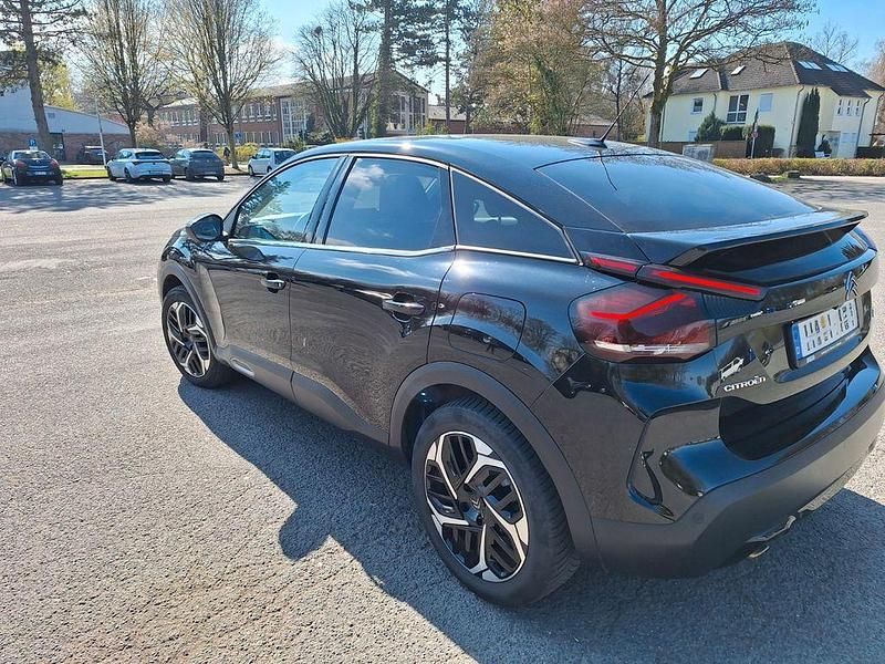 Gebraucht Citroën C4 PureTech 131 PS (96 kW) 2022 Schwarz Limousine