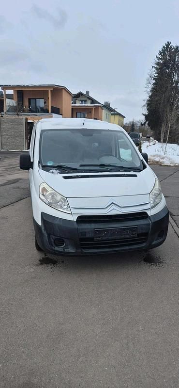 Weiß Gebraucht 2010 Citroën Jumpy Van / Kleinbus | 3.950 € (Guter Preis) - Bild 1/4