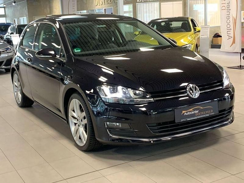 Deep black perleffekt Gebraucht 2013 VW Golf VII Highline Limousine | 14.990 € (Fairer Preis) - Bild 1/4