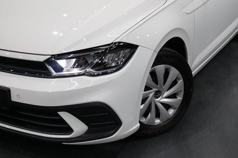 Gebraucht VW Polo Life 80 PS (58 kW) 2023 Pure white Kleinwagen