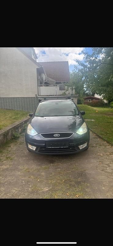 Schwarz Gebraucht 2006 Ford Galaxy Van / Kleinbus | 2.990 € (Fairer Preis) - Bild 1/4
