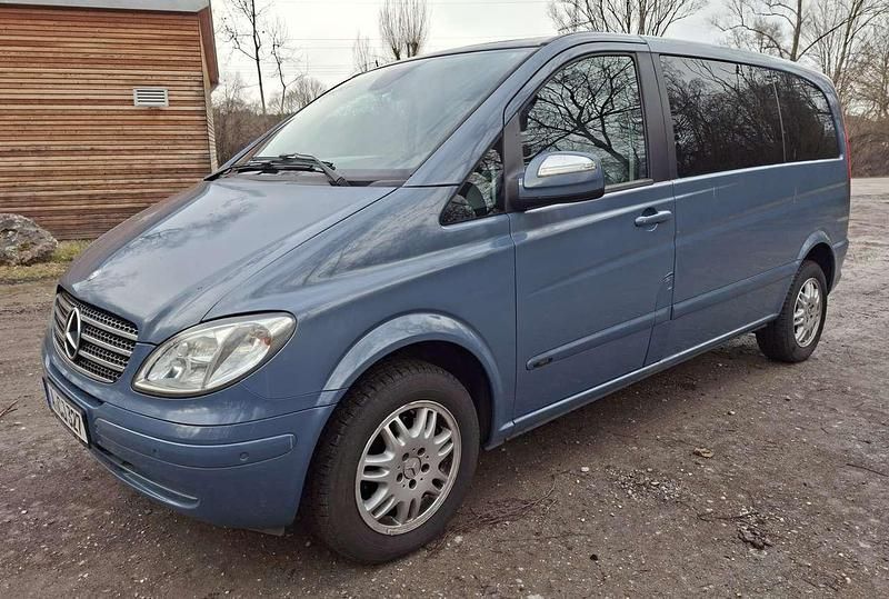 Gebraucht Mercedes Viano 150 PS (110 kW) 2009 Grau Van / Kleinbus