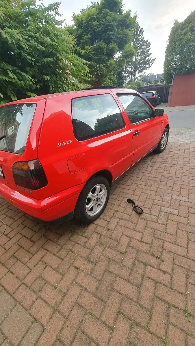 Gebraucht VW Golf III 60 PS (44 kW) 1997 Rot Limousine