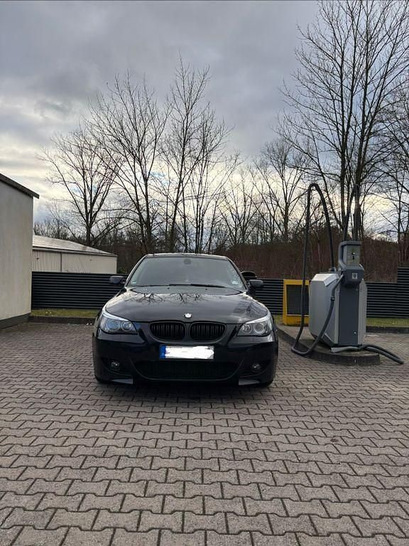 Gebraucht BMW 525 163 PS (119 kW) 2004 Schwarz Limousine