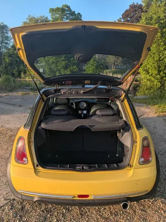 Używany Mini Cooper 116 KM (85 kW) 2005 Żółty Hatchback