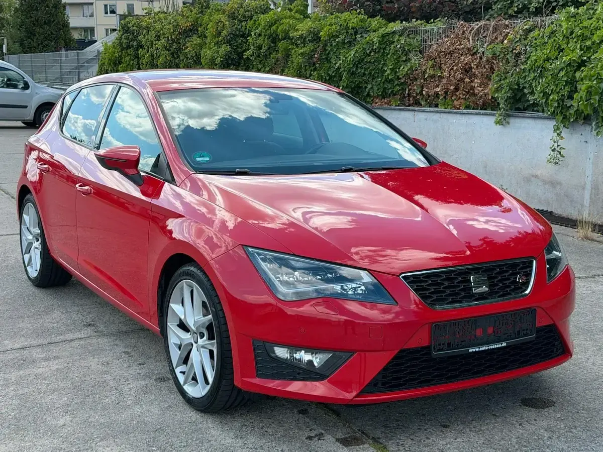 Gebraucht Seat Leon FR 122 PS (89 kW) 2013 Rot Limousine
