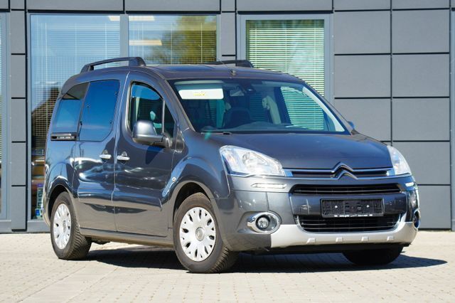 Grau Gebraucht 2014 Citroën Berlingo SELECTION Van / Kleinbus | 10.980 € (Teuer) - Bild 1/4
