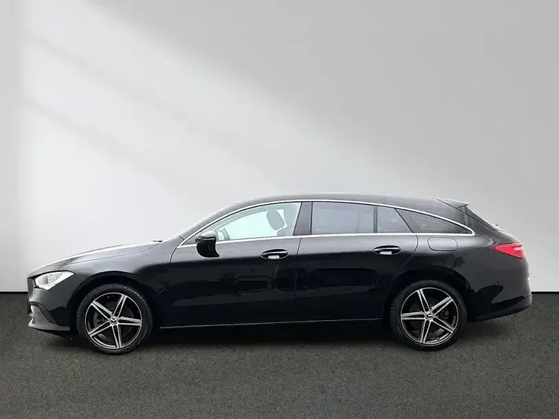 Gebraucht Mercedes CLA250e Shooting Brake Advanced 2023 Schwarz Kombi