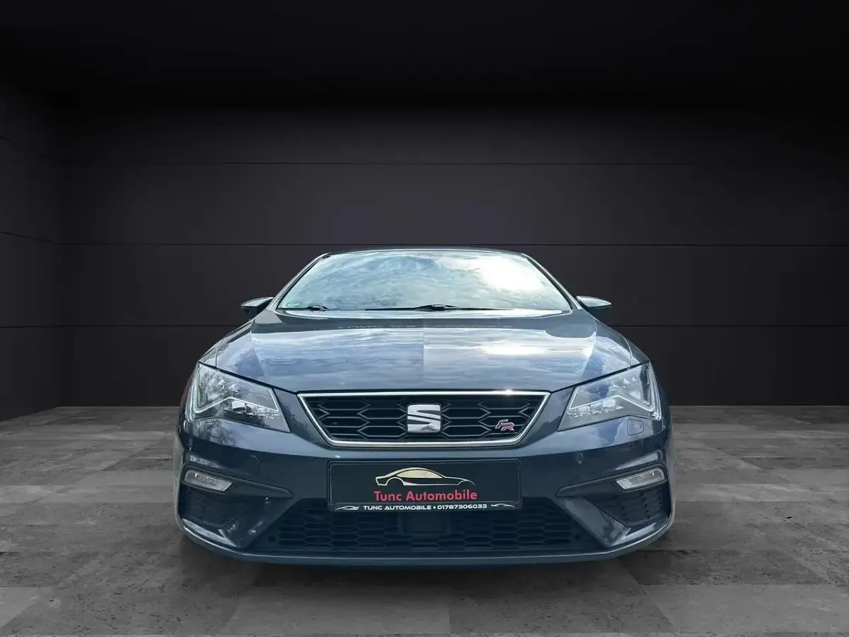 Gebraucht Seat Leon FR 190 PS (139 kW) 2018 "magnetic tech" Kleinwagen