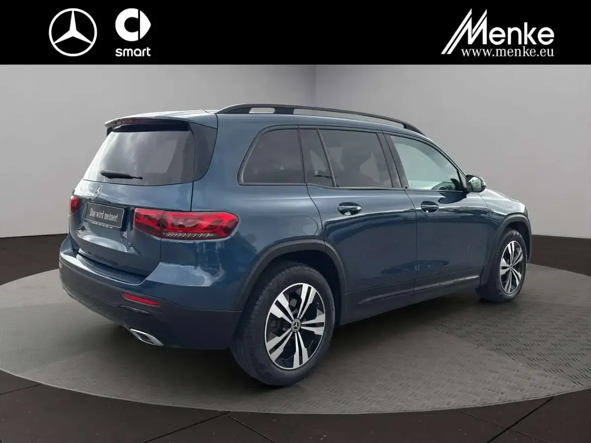 Gebraucht Mercedes GLB200 Night 150 PS (110 kW) 2021 Denimblau metallic SUV