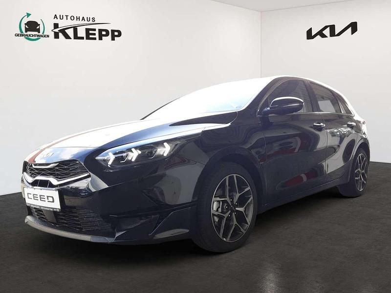 (1k) black pearl m Neu 2025 Kia Ceed Spirit Kleinwagen | 26.890 € (Fairer Preis) - Bild 1/4