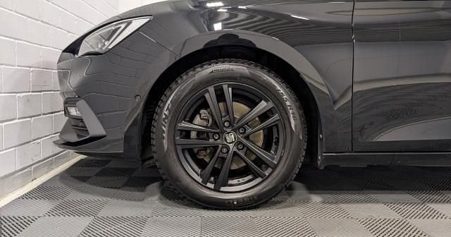 Metallic Gebraucht 2022 Seat Leon FR | 22.670 € (Fairer Preis) - Bild 1/1