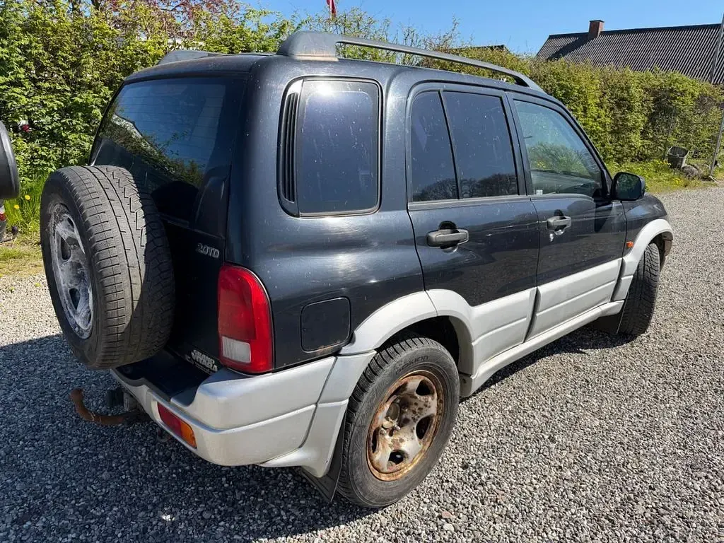 Gebraucht Suzuki Grand Vitara 109 PS (80 kW) 2003 Schwarz SUV