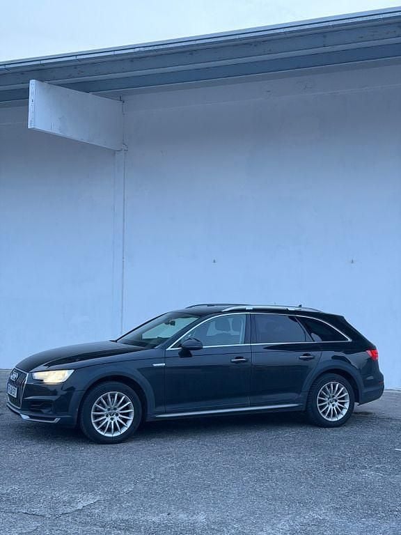 Gebraucht Audi A4 Allroad 163 PS (119 kW) 2017 Schwarz Kombi