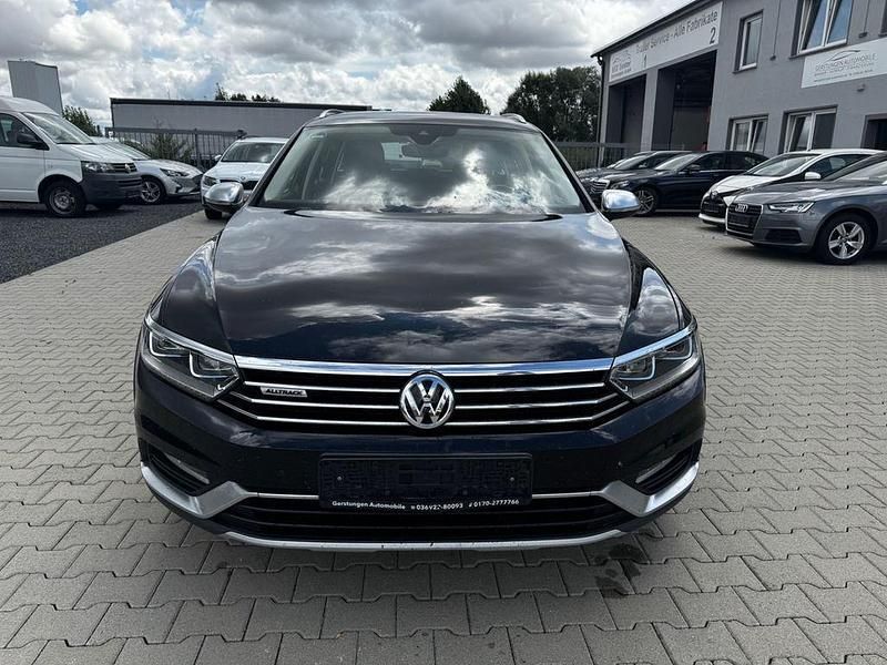 Gebraucht VW Passat Alltrack 239 PS (175 kW) 2019 Schwarz Kombi