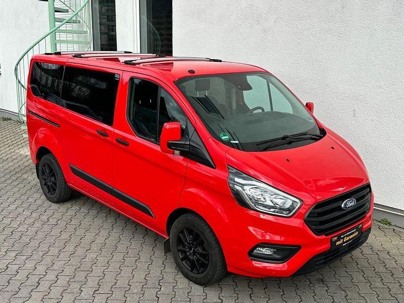 Gebraucht Ford Transit Custom Trend 131 PS (96 kW) 2019 Rot Van / Kleinbus
