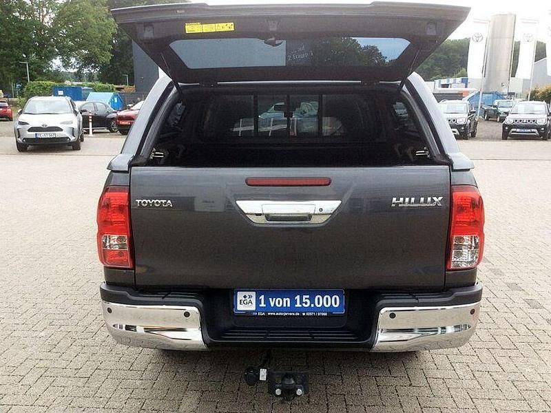 Gebraucht Toyota HiLux Comfort 204 PS (150 kW) 2022 Marlingrau metallic Abholung