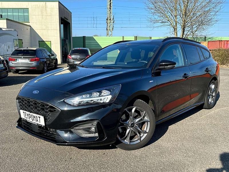 Obsidianschwarz Gebraucht 2022 Ford Focus ST-Line Kombi | 17.990 € (Guter Preis) - Bild 1/4