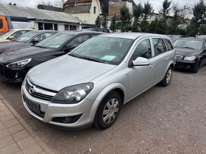 Silber Gebraucht 2011 Opel Astra Limousine | 2.150 € (Superpreis) - Bild 1/4