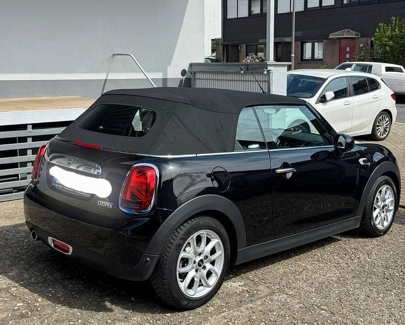 Second-hand Mini Cooper 136 CP (100 kW) 2018 Negru Hatchback