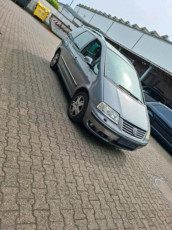 Gebraucht VW Sharan 131 PS (96 kW) 2005 Silber Van / Kleinbus