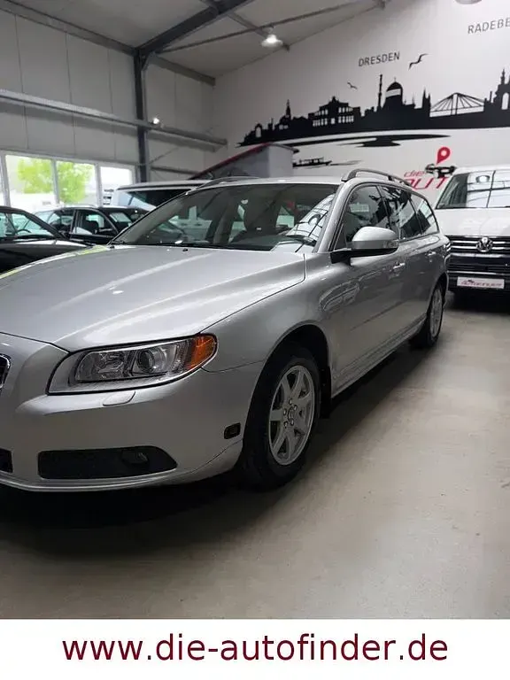 Gebraucht Volvo V70 200 PS (147 kW) 2008 Silber Kombi