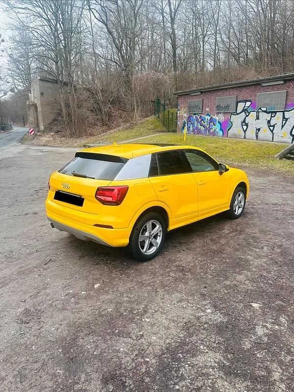 Gebraucht Audi Q2 S-Line 116 PS (85 kW) 2018 Gelb SUV