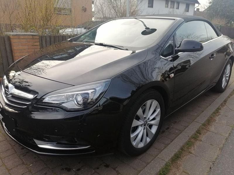 Gebraucht Opel Cascada 140 PS (102 kW) 2017 Schwarz Cabrio