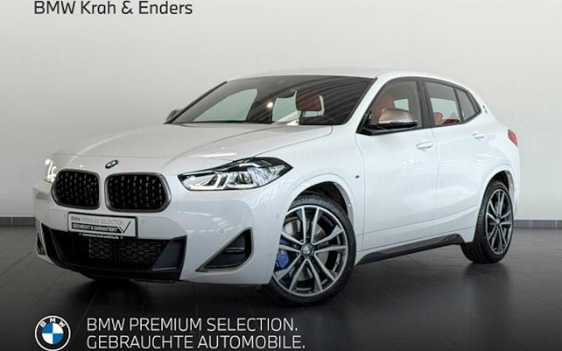 Weiss Gebraucht 2022 BMW X2 Sport Line SUV | 31.788 € (Fairer Preis) - Bild 1/4