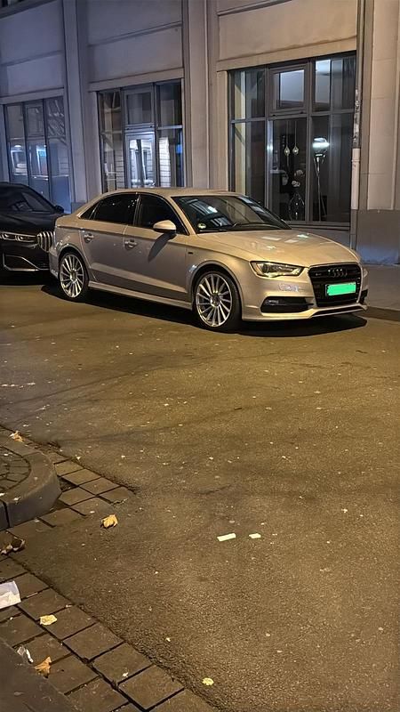 Gebraucht Audi A3 S-Line 150 PS (110 kW) 2015 Andere farben Limousine